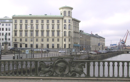 Palats.jpg (61929 bytes)